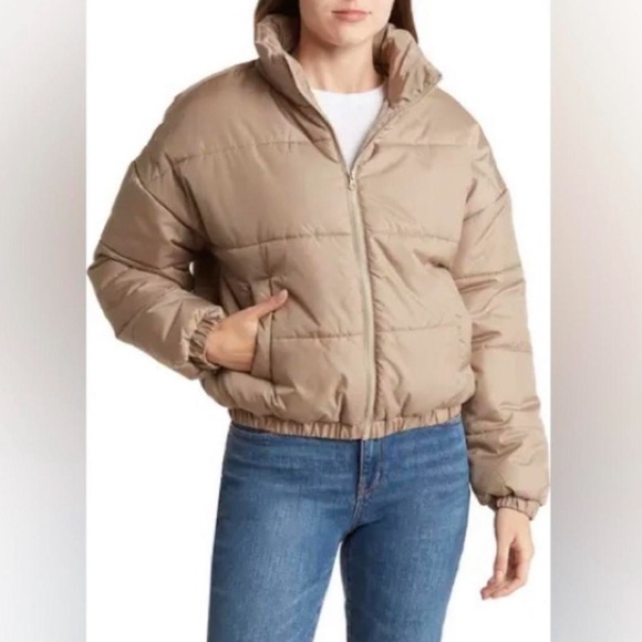 NWT NORDSTROM ABOUND CROP PUFFER COAT IN TAN SAND DOLLAR - Picture 1 of 6